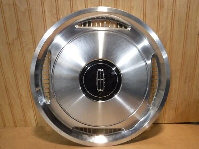 Tapacubos de fábrica 1982 a 1988 Mercury Ford 14 pulgadas totalmente metálicos cubierta de rueda Foto 1 de 4