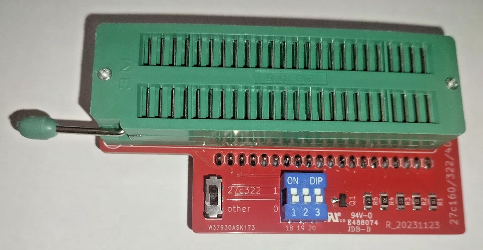 TL866 Plus MiniPro Adaptateur EPROM adapter 27C322 27C160 27C800 27C400 rouge - Photo 1/2