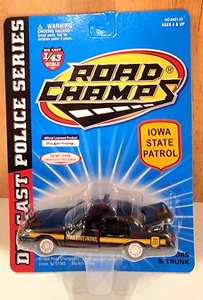 1998 Road Champs -- IOWA STATE PATROL POLICE Car -- FORD Crown -- Neu -- 1:43 - Bild 1 von 8