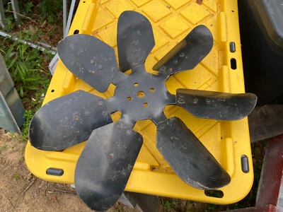 NOS Mopar 克莱斯勒普利茅斯道奇 18 英寸 7 刀片散热器冷却风扇 2863226 46237 — 第 1/4 张图片