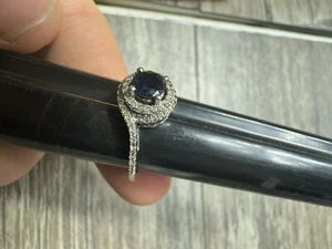 10k White Gold Blue Sapphire Ring - Picture 1 of 9