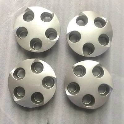 Conjunto OEM de 4 tampas centrais Ford Thunderbird 1996-1997 ajuste 15" F6SC-1A096-BB 3165 - Imagem 1 de 4