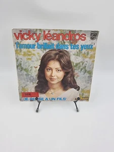 Vinyl 45 Runden Vicky Leandros: Liebe glänzte in deinen Augen / Ich denke an... - Bild 1 von 1
