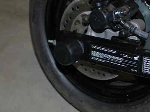 HONDA 2014-2024 GROM 125 / ABS WOODCRAFT RACING REAR AXLE SLIDER KIT - Imagen 1 de 6