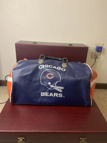 Rare - Chicago Bears Bag - Vintage 1970s Two Bar Helmet Duffle Cover