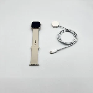 Apple Watch Series SE 2ª Generación (GPS + Celular) Estuche Starlight con Correa Deportiva - Imagen 1 de 8