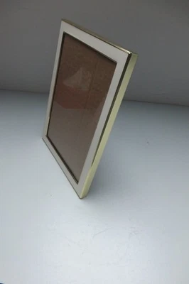 cadre photo entourage émail blanc et laiton - Photo 1/4