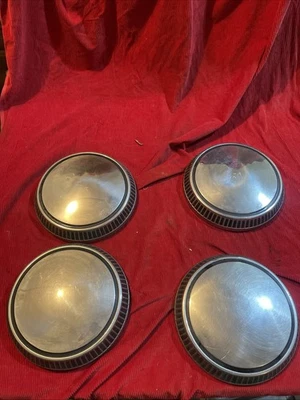 CONJUNTO 1971-80 FORD FAIRMONT, PINTO, MERCÚRIO PRATO DE CACHORRO LINCE ESTILO POBREZA CALOTAS - Imagem 1 de 4