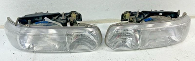 Chevy Silverado 1999-2002 faro faro faro luz par con soportes OEM LH y RH Foto 1 de 4