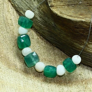 Green Onyx Faceted Cube Opal Beads Briolette Natural Loose Gemstone Jewelry - Picture 1 of 3