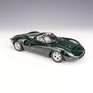 AUTOart AUTO Art Models - Auto sportiva Jaguar XJ13 scala 1:18 - Foto 1 di 6