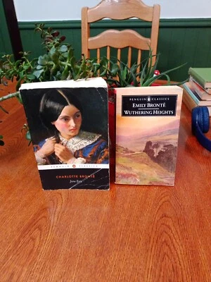 Wuthering Heights by Emily Jane Brontë ~ Jane Eyre by Charlotte Brontë Lot Foto 1 de 4