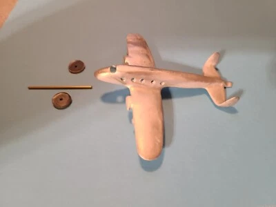MARX MODERN PEWTER AIRPLANE KIT W/BOMBS - Image 1 of 4