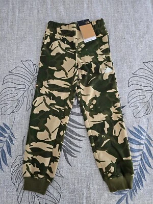 The North Face Boys Camo Fleece Jogger Size 7/8 - Image 1 of 4