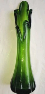 Jarrón oscilante vintage de vidrio artístico verde esmeralda de cinco dedos - Imagen 1 de 6