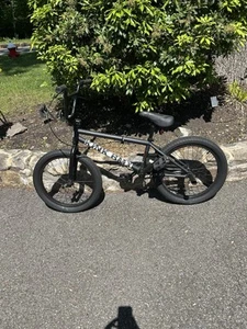 Used 2021 Kink Curb 20” TT BMX Bike Matte Dusk Black - Picture 1 of 3