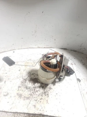 Fuel Pump Assembly Tank Mounted US Market Fits 04-09 MAZDA 3 1323020 - Image 1 of 4