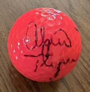 LEXI THOMPSON NEW HOT PINK WILSON HOPE SIGNED GOLF BALL AUTO AUTOGRAPH LPGA ⛳ - Picture 1 of 2