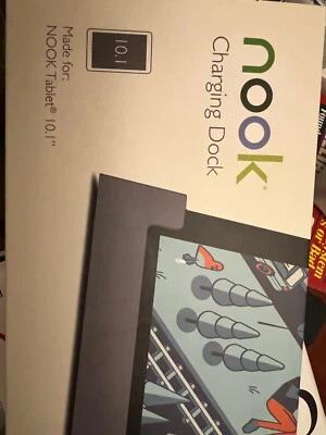 Nuevo En Caja Tablet NOOK 10.1 Base de Carga Manos Libres Soporte Vertical Foto 1 de 3