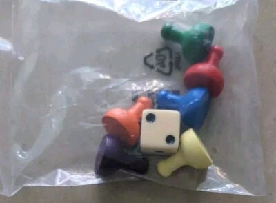 Clue Retro Game Replacement Pieces  Parts - Wooden Tokens & Die - New & Sealed - Image 1 of 3