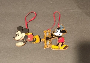2 Ornamenti Natalizi Topolino in Legno Disney Vintage Legno - 1989-1991 - Foto 1 di 4