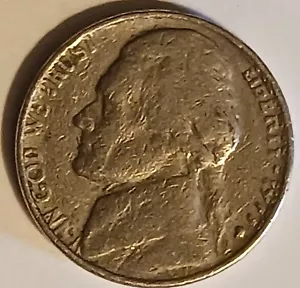 1977 Jefferson Nickel Error Off Center Strike 🔥Very RARE🔥 - Picture 1 of 3