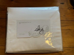 Bloomingdales "SKY" 500 Thread Count Twin Sheet Set White 100% Pima Cotton - Picture 1 of 8