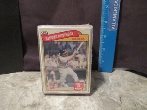 1989 SWELL BASEBALL GREATS COMPLETE FACTORY SET OF 135 (MINT) - Picture 1 of 4