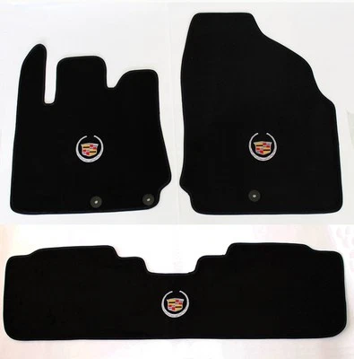 ¡NUEVO! Alfombrillas NEGRAS Cadillac SRX 2010-2016 logotipo oficial del escudo en plata los 3 Foto 1 de 4