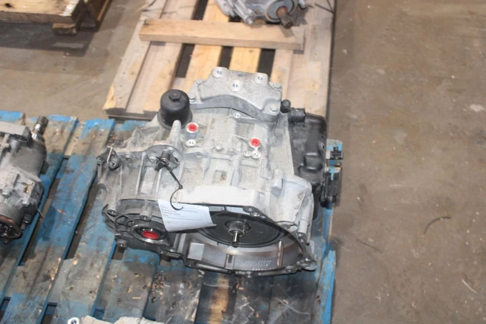 2016 AUDI A3 Automatic Transmission AWD 2.0L Used 104K Miles VIN Required Foto 1 de 4