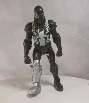 Ultimate Spider-Man Web-Warriors Agent Venom - 6 pulgadas de alto (Hasbro, 2014) Foto 1 de 4