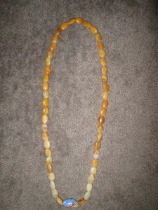 Handwerkliche handgefertigte klobige orange Jade poliert ovale Stein Halskette florale Perlen - Bild 1 von 3