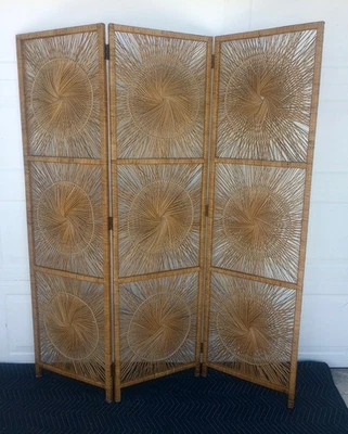 Divisória de sala vintage boêmia vime vime rattan três painéis sunburst - Imagem 1 de 4