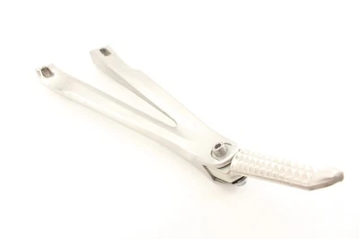 2007 YAMAHA YZF R1 LEFT REAR BACK PASSENGER PEG 5JJ-27431-10-00 5VY-2741L-00-00 Foto 1 de 4