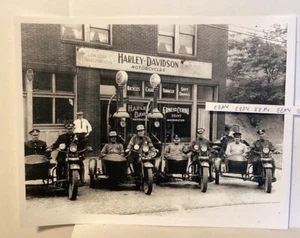 Harley Davidson 1920 motocicleta Cerini concesionario Donora Pa. Gulf bombas de gasolina - Imagen 1 de 4