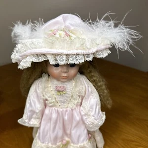 Vintage Bradley Doll - Elegant Victorian Style in Pink Satin and Lace - Picture 1 of 23