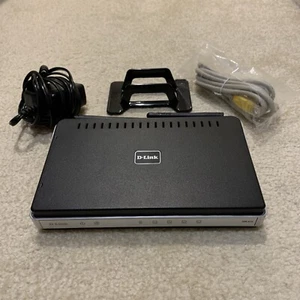 D-Link Wireless N Router Basic DIR-615 4-Port 10/100 300 Mbps - Picture 1 of 20