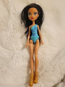 2016 Mattel Monster High Cleo de Nile Doll Molded Shoes - Picture 1 of 7