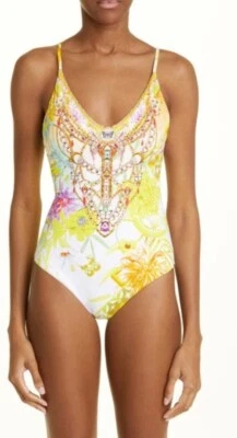 Traje de baño Camilla amarillo de una pieza adornado con cristal XS $389 Foto 1 de 4