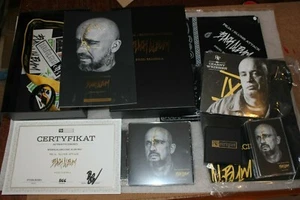 Peja/Slums Attack BLACK ALBUM - PREORDER DELUXE BOX LIMITED 0570/1000 - Bild 1 von 3