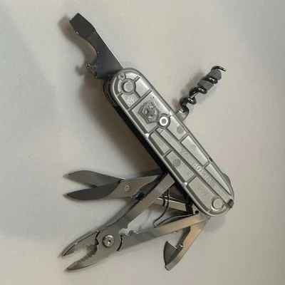 Navaja Suiza Victorinox Custom 91mm SAK MOD Modificación Foto 1 de 4