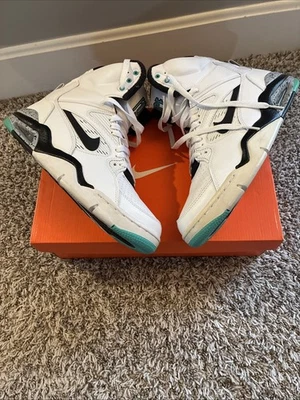 Nike Air Command Force Hyper Jade 684715-102 David Robinson Men’s Size: 9 - Image 1 of 4