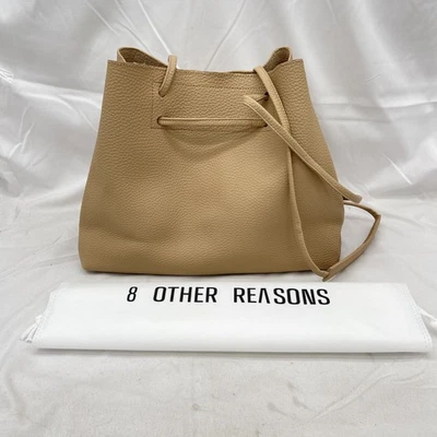 Bolso de Mano 8 Otras Razones Slouchy Bucket con Cordón Cuero Sintético Tostado Foto 1 de 4