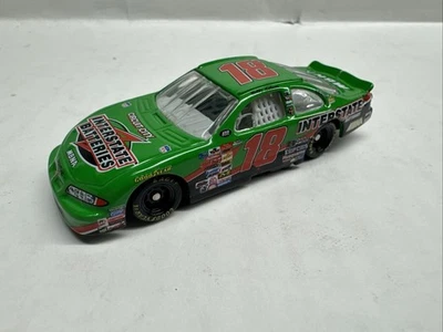 1/64 2000 Bobby Labonte Acción RCCA 30 Años Campeones Foto 1 de 4