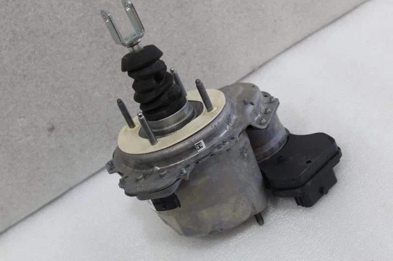 2020 2021 2022 2023 TESLA MODELO Y MONTAJE REFUERZO FRENO 1188671-00-A Foto 1 de 4