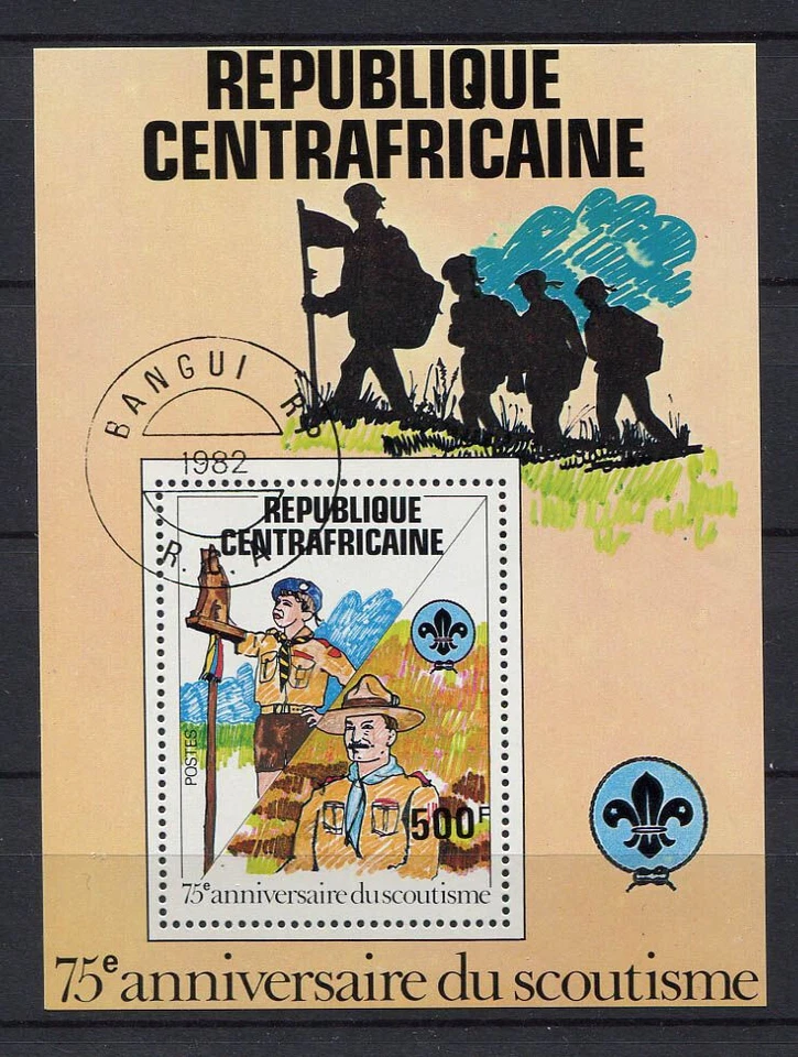 Central African Republic : Nice Scout anniversary souvenir sheet from 1982 - CTO - Image 1 of 1