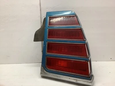 Chevrolet Monte Carlo 1975 luz trasera lateral para pasajero derecha usada OEM Foto 1 de 3