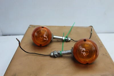 Honda CB450 K6 1973 (#391) INTERMITENTES DELANTEROS IZQUIERDO DERECHO LUCES INDICADORES Foto 1 de 4