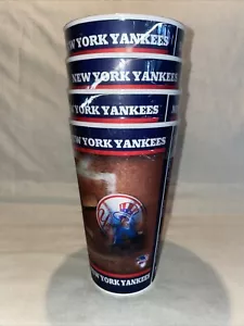 BRAND NEW Lot Of (4) New York Yankees MLB Holographic Plastic Tumblers Cups - Picture 1 of 7