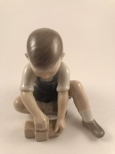 Bing & Grodahl Denmark Figurine Boy Playing with Blocks #2306